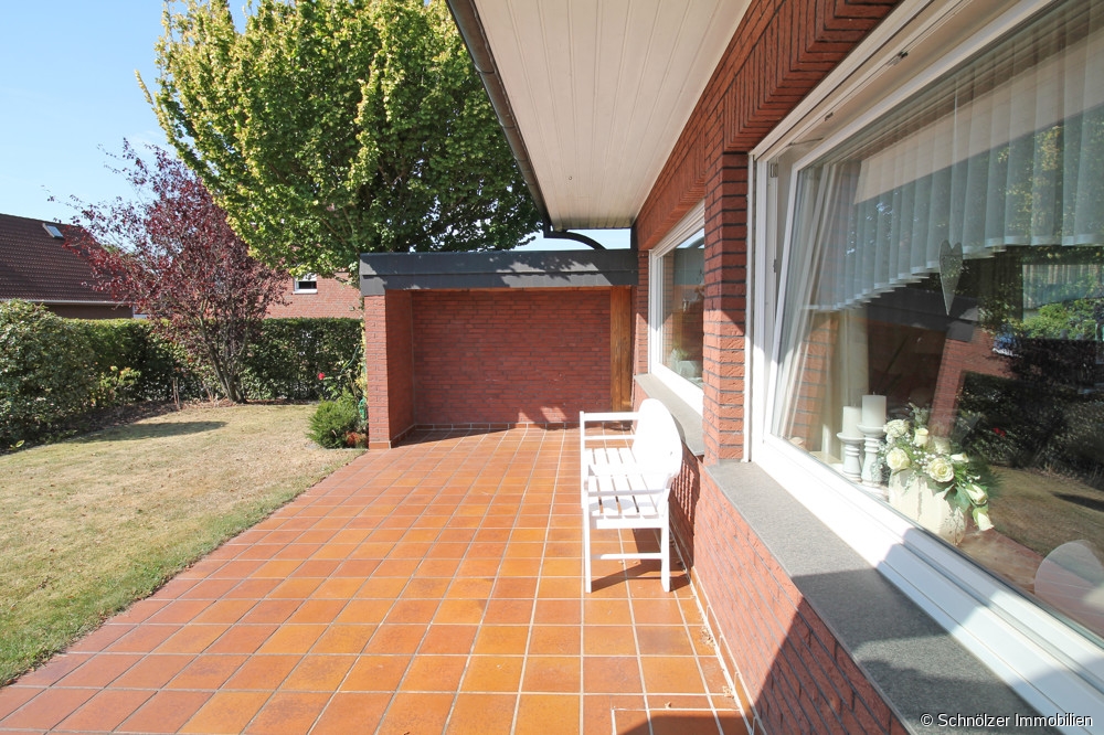 mit Zugang zur Terrasse