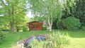 Idyllische Gartenlandschaft