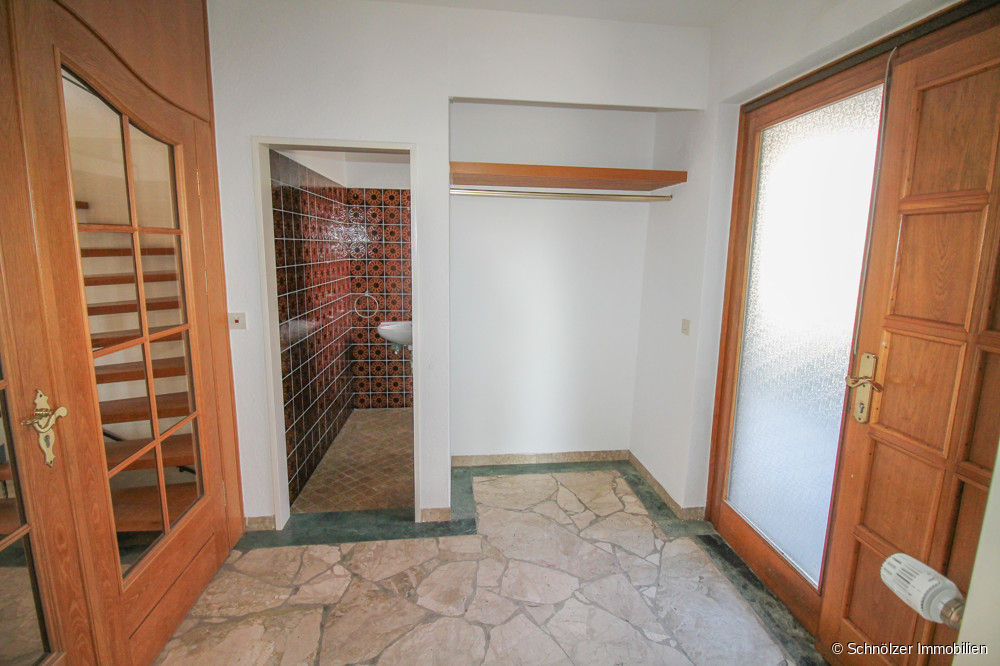 Eingangsbereich mit Gäste-WC