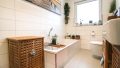und Badewanne EG