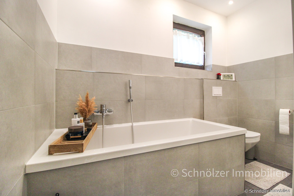 Badezimmer EG