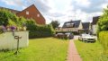 Parkfläche vor dem Haus