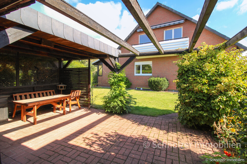 weitere überdachte Terrasse