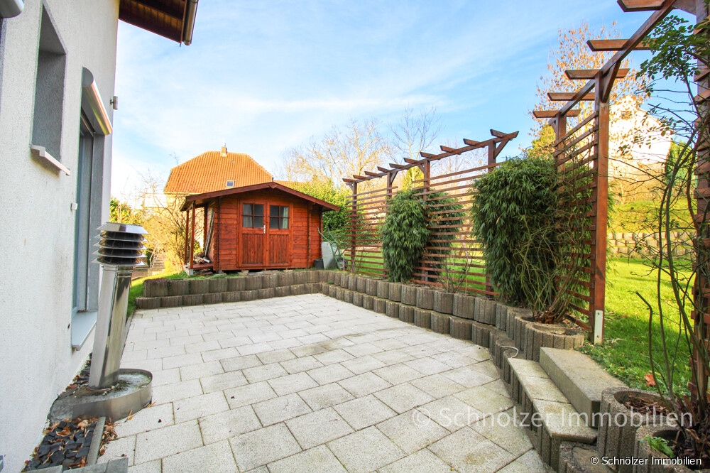 mit Zugang zur Terrasse