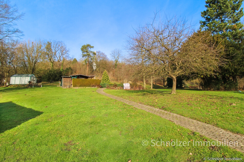 parkähnlicher Garten