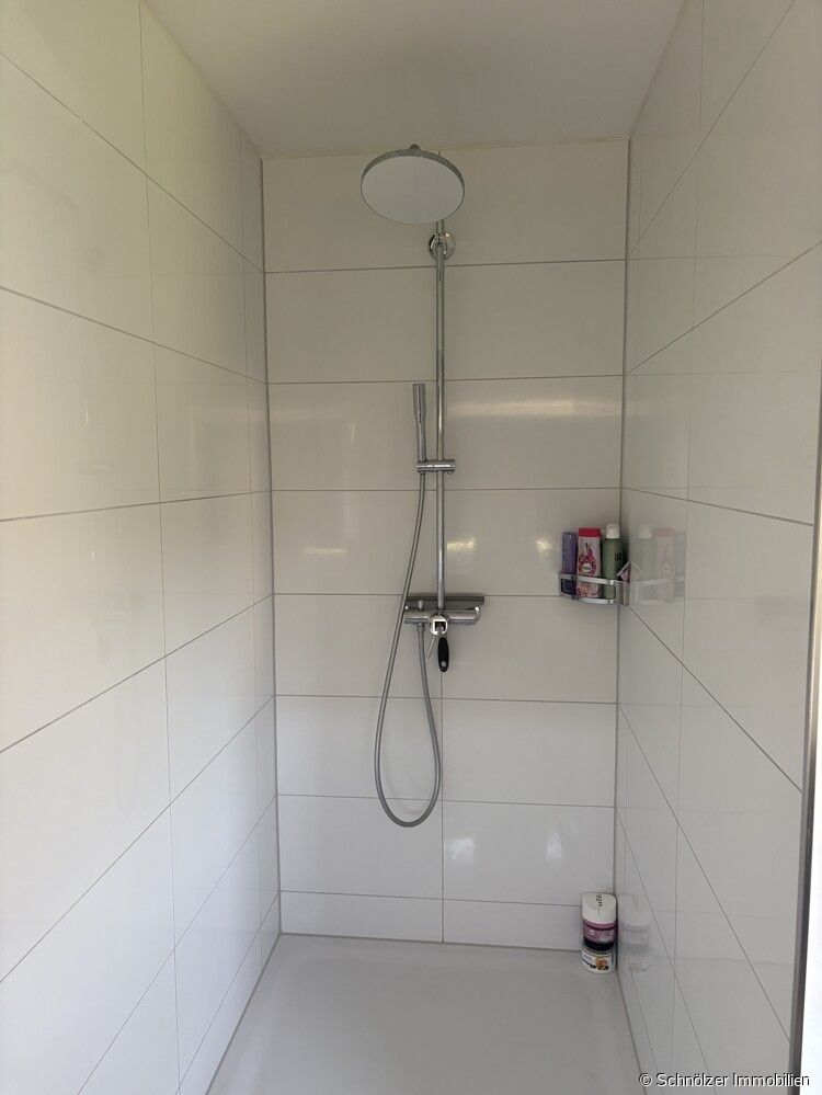 mit Dusche