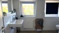 geräumiges Badezimmer
