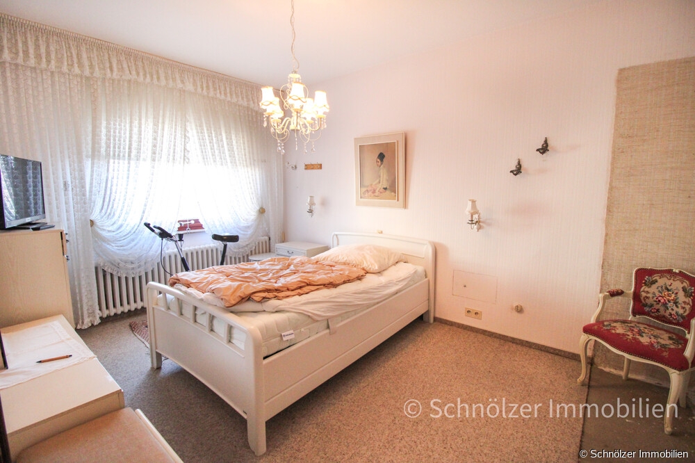 Schlafzimmer EG