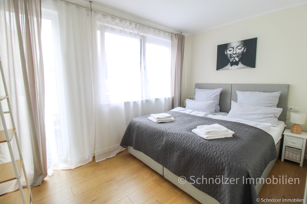 Schlafzimmer 1