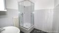 Badezimmer mit Dusche