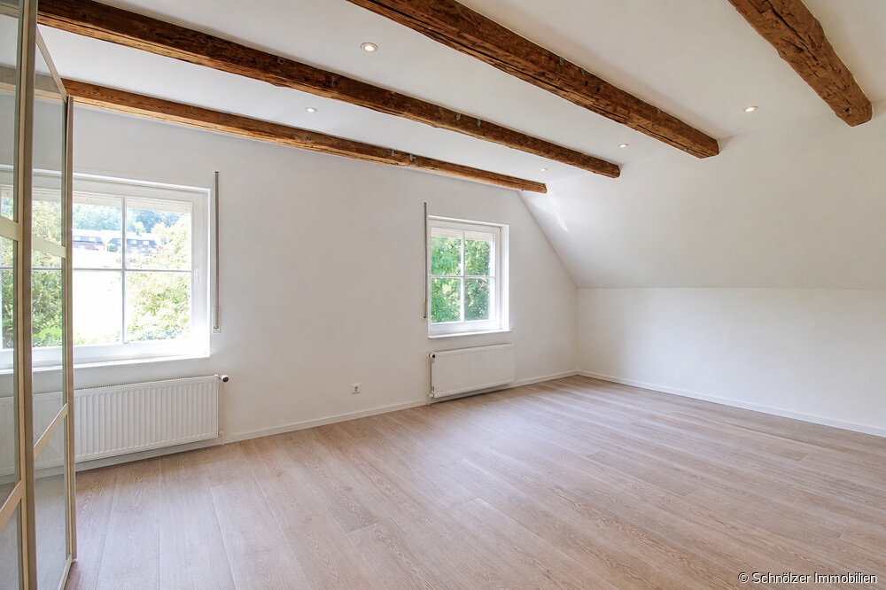 Schlafzimmer 2 OG