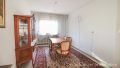 mit angrenzendem Esszimmer