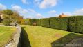 sehr gepflegt und sonnig