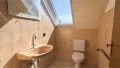 separates WC