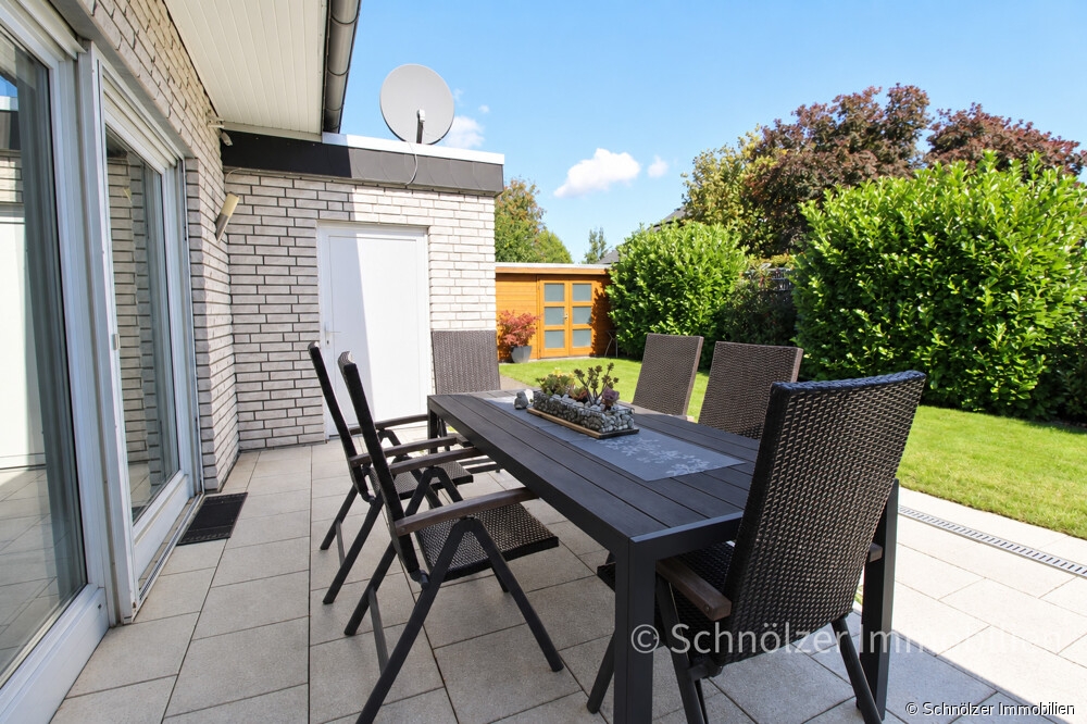mit Zugang zur Terrasse